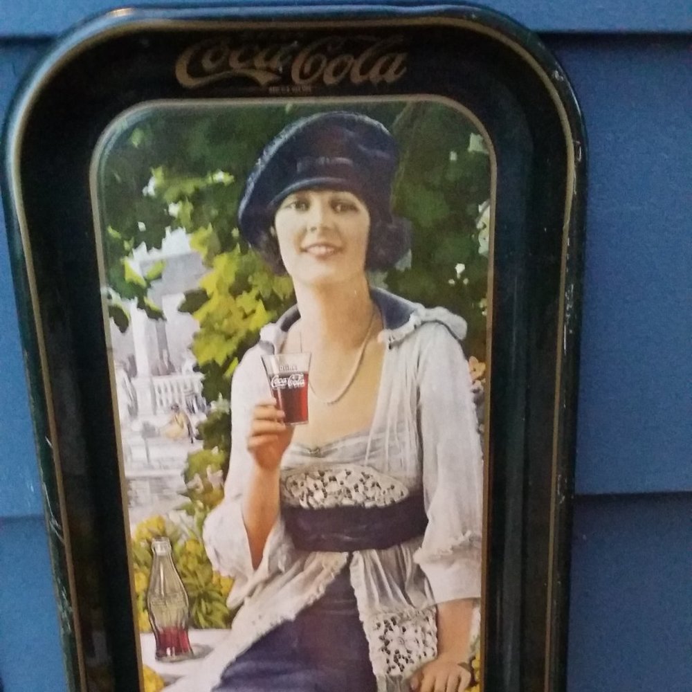 flapper girl Coca-Cola tray - Picture 3 of 11